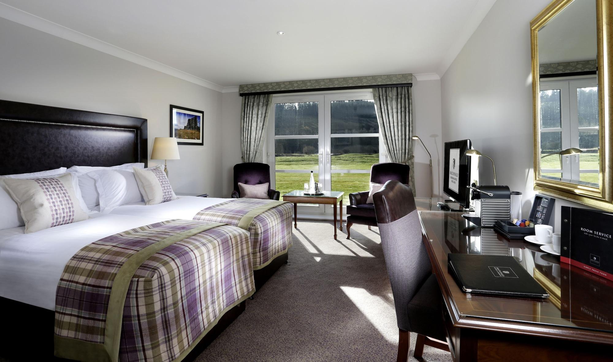 Macdonald Cardrona Hotel, Golf & Spa Peebles Eksteriør bilde
