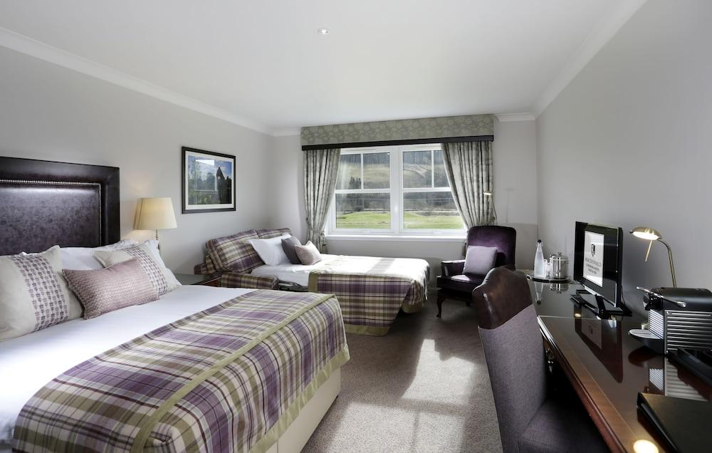 Macdonald Cardrona Hotel, Golf & Spa Peebles Eksteriør bilde